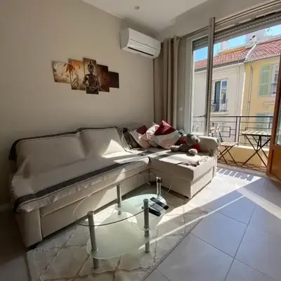 The entire apartment 2 rooms