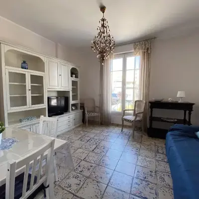 BEAUTIFUL renovated apartment