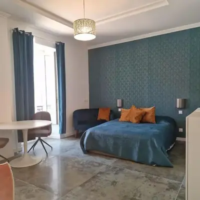 Boutique Studio 2