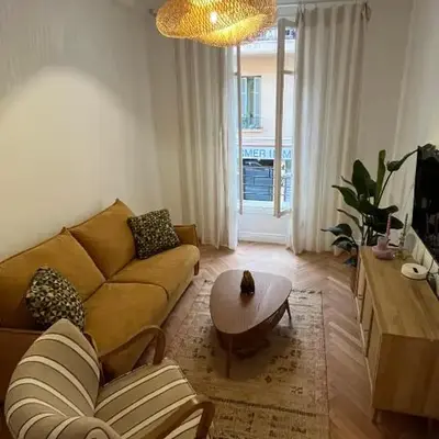 CHEZ TAMARA