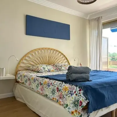 Cozy Beachside Apartment in Cros de Cagnes - Luna