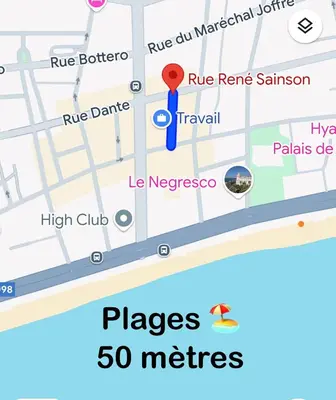 a map of the city of merida with a blue marker at Une atypique et merveilleuse Petite maison en plein cœur de Nice, à proximité de la mer et des plages in Nice