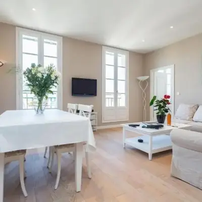 MY CASA - JEAN JAURES - 90m2 w AC 2min to Beach