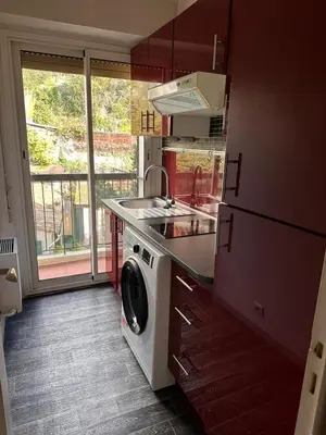 a kitchen with a sink and a washing machine at F1 - 8MIN DE LA PLAGE - 5MIN TRAMWAY in Nice