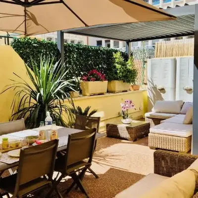 Elegant apartment in Nice centre with grand terrace