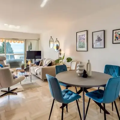 L11 Claire Fontaine Sea view 2 BDR AC Parking swiming pool