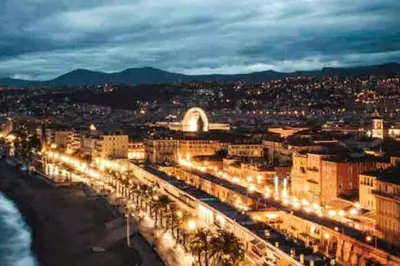 a city lit up at night with street lights at CENTRE VILLE-GRAND APPARTEMENT DE 50 M2 - COSY AVEC TERRASSE -Wifi in Nice