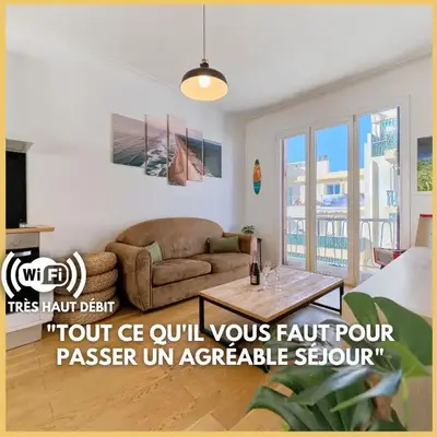 CENTRE VILLE-GRAND APPARTEMENT DE 50 M2 - COSY AVEC TERRASSE -Wifi