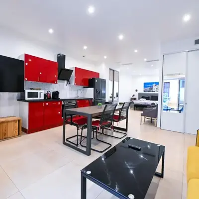 Grand loft à deux pas de la mer n1