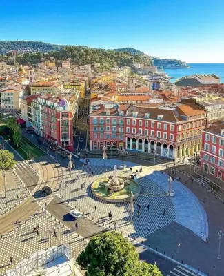 an aerial view of a city with a fountain at Paradise Studio - Hyper Centre in Nice