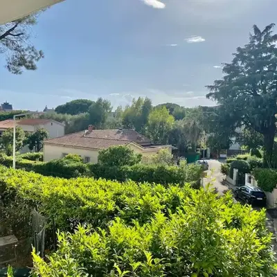 Grand 3 pièces avec parking à Nice Cimiez