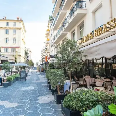 50 meters from the beach ! Best location in Nice