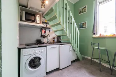 a laundry room with a washer and dryer at MY CASA - SIAGRE 35 - Near main Avenue with AC in Nice