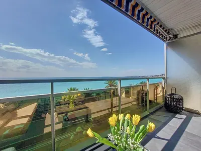 a balcony with a view of the ocean at Nestor&Jeeves - LE ROYAL LUXEMBOURG - Sea view - Terrace in Nice