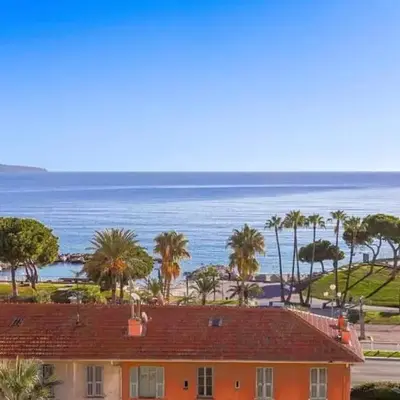 Cote d’Azur Charm