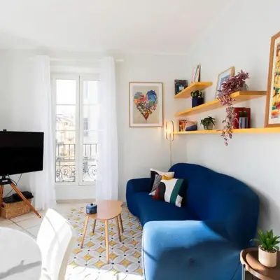 #13 Orange suite AC Wifi Balcony 3mins walk sea front