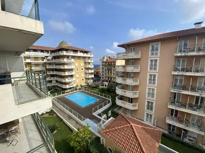 an aerial view of buildings and a swimming pool at Nice Magnan 2P-Piscine, Clim, Parking in Nice