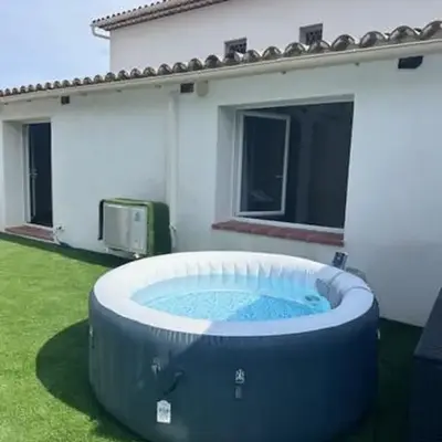 appartement au calme avec jardin privatif dans maison