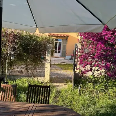 STUDIO dans Villa à Nice Ouest