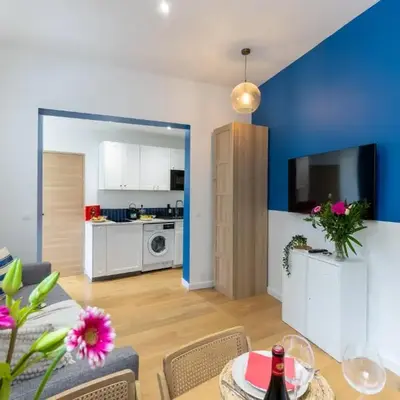 Lavie Maison Sauna and Hot Tub Seaside