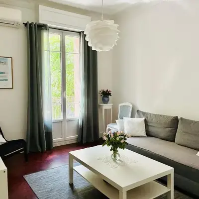 2P Moderne Riquier proche Port