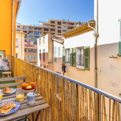 Appartement de charme centre vieux village