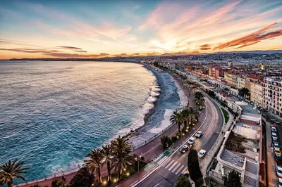an aerial view of a beach at sunset at Charmant loft HyperCentre in Nice