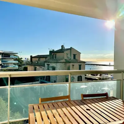 Side Ocean View Studio