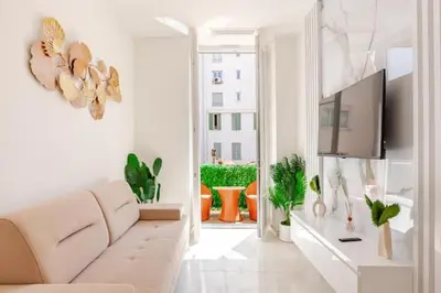 Gallery image of Appartement Luxe Nice Plage in Nice