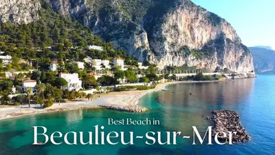 a view of a beach in beaulieu sur mer at Appartement 2 pieces à Beaulieu-sur-Mer in Beaulieu-sur-Mer