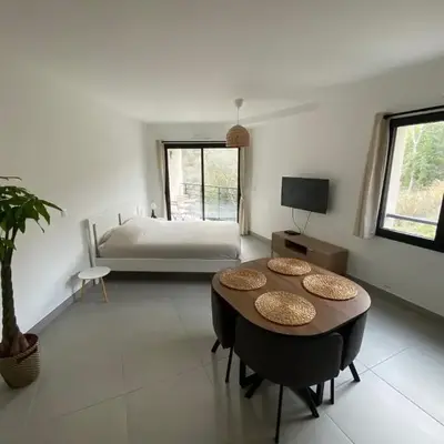 Appartement entre Monaco et Nice Calme et tout équipé