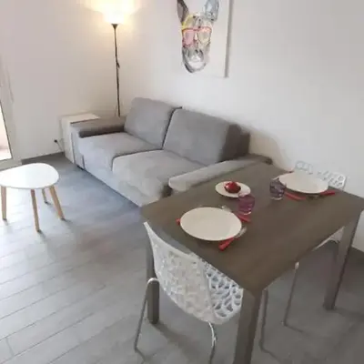 Studio Cosy proche Carlone