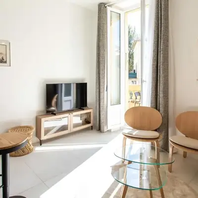 #35 Suite Carlone 5min from the beach AC & Terrace