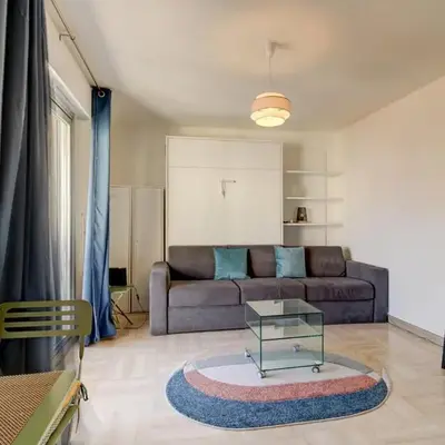Cozy Apt with balcony - Garibaldi Port