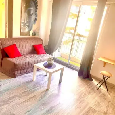 Fully-equipped 2-bedroom apartment