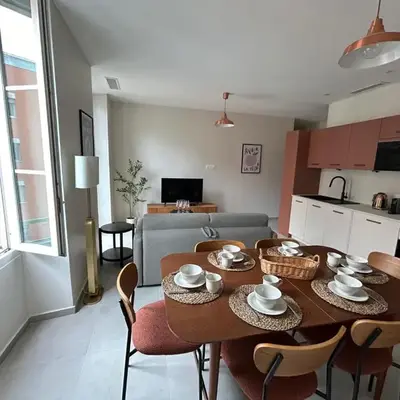 Charming accommodation in Port de Nice