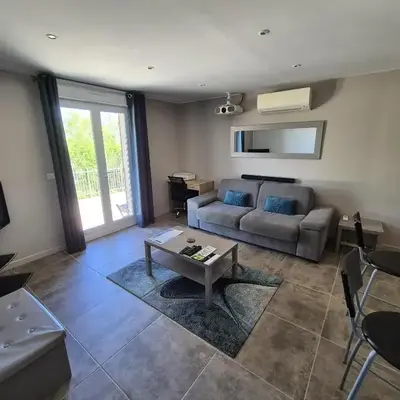 Saint-Jeannet Studio apartment near Nice