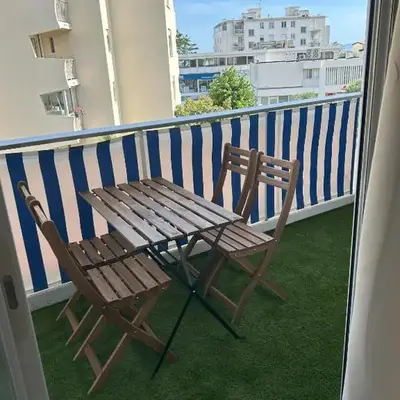 Riviera Retreat - Steps to Beach & Shops