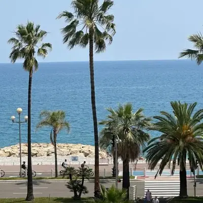 Appartement vue mer CALIFORNIE PROMENADE DES ANGLAIS