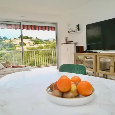 Beautiful 3-room apartment with terrace