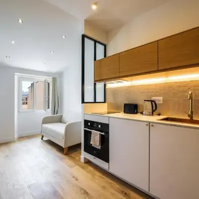 Magnifique studio boulevard Gambetta - B