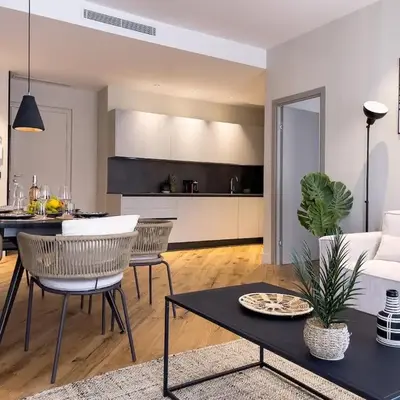 Appartement Niçois - 3 Pièces au Centre