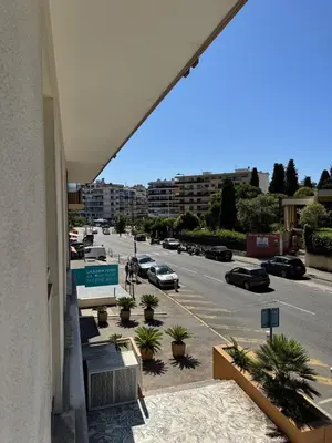 a view of a parking lot from a building at Charmant 2pcs - 5min des plages in Cagnes-sur-Mer