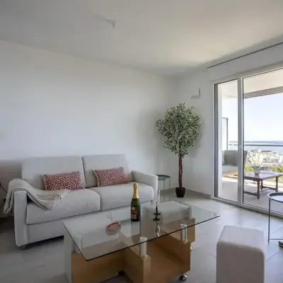 Apartment Seaside View-1 by Interhome