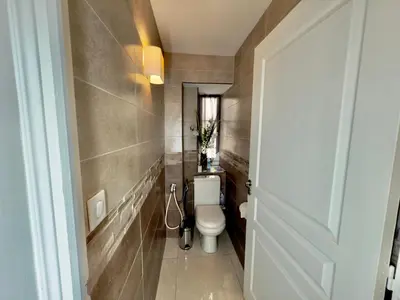 a bathroom with a toilet and a sink at Ze Perfect Place - Centre - Durandy - 2 Chb - AC in Nice