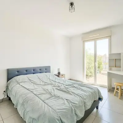 Lovely 1BR with garden