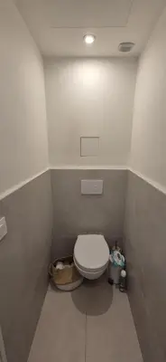 a bathroom with a white toilet in a room at chambre privé chez l'habitant avec salle de bain privative in Nice