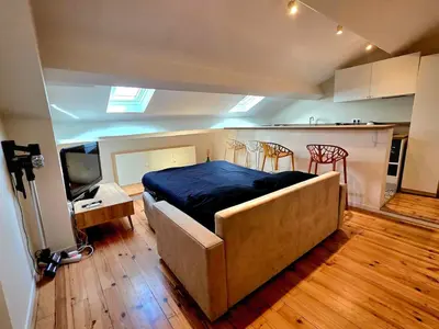 a bedroom with a large bed in a room at Design et confort - Nice Centre 4 pers in Nice