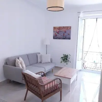 Spacious apartment with balcony - Nice center