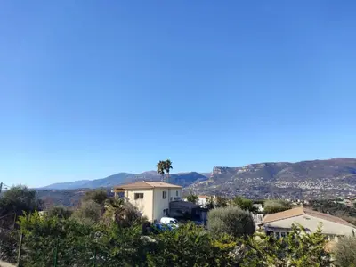 a view of the valley from the house at Gite Maïoun Cremat in Nice